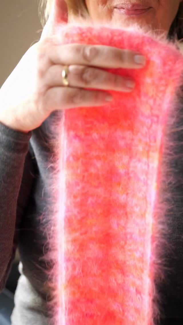 Post 7 by ChrisBerlin , Berlin Germany on Instagram (video)