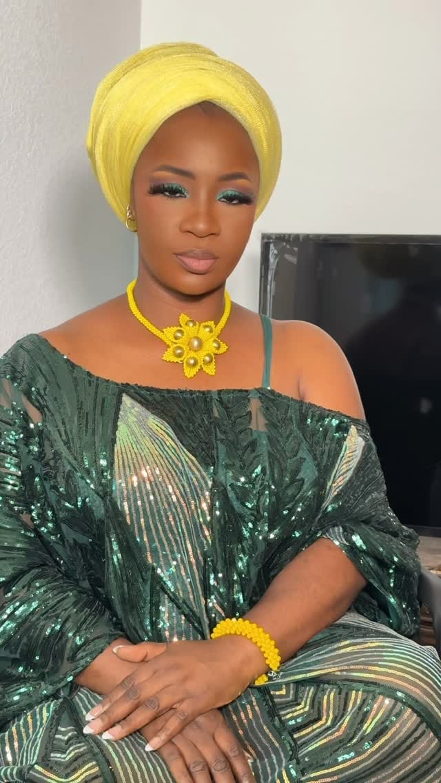 Post 6 by Rosenberg Pro Makeup Artist, Hair Braider & Jeweler on Instagram (video)