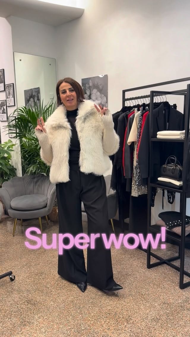 Post 4 by The StyleLab|Viadana on Instagram (video)