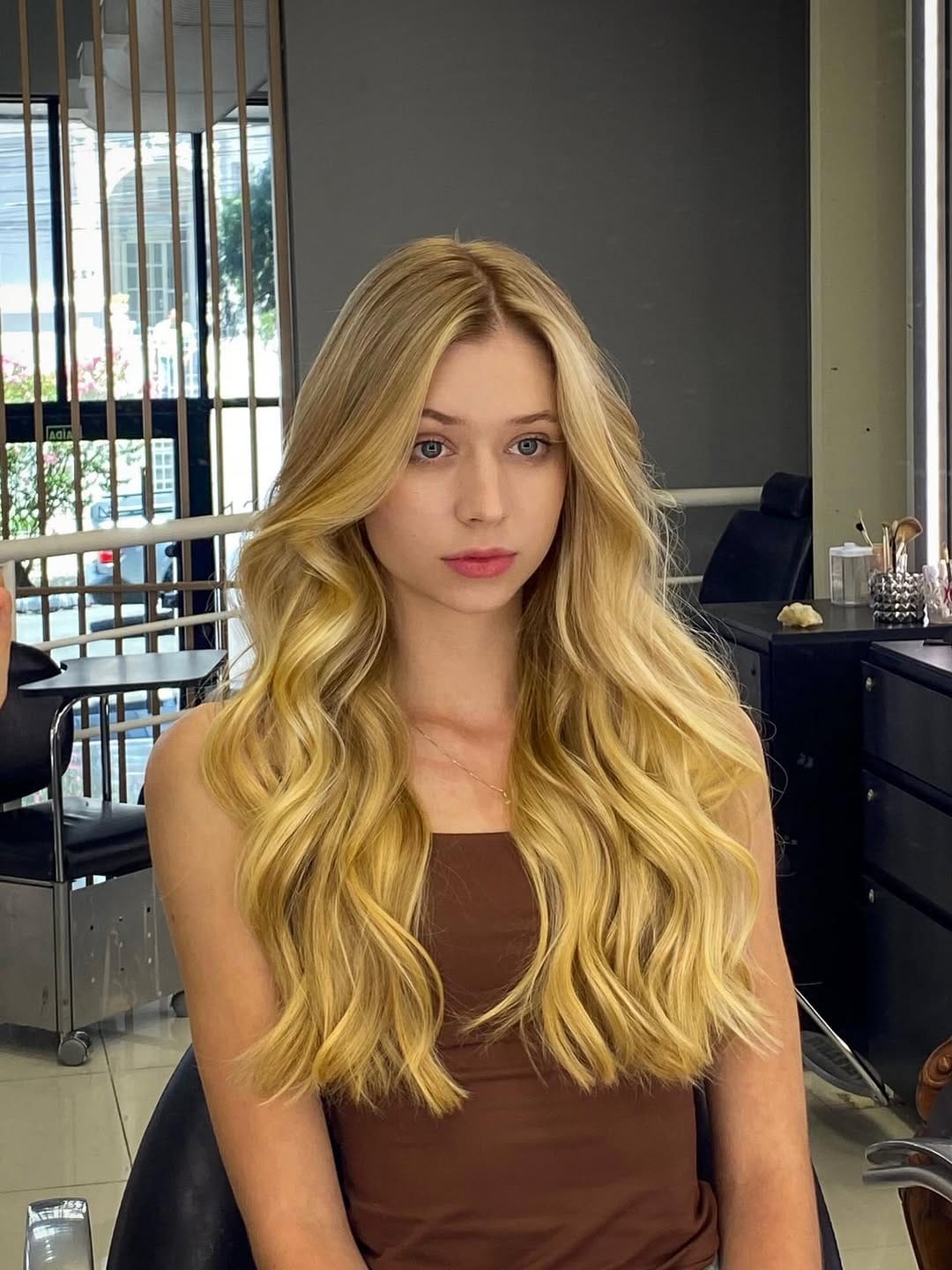 Post 7 by Beto Klein Hair Design on Instagram (image)