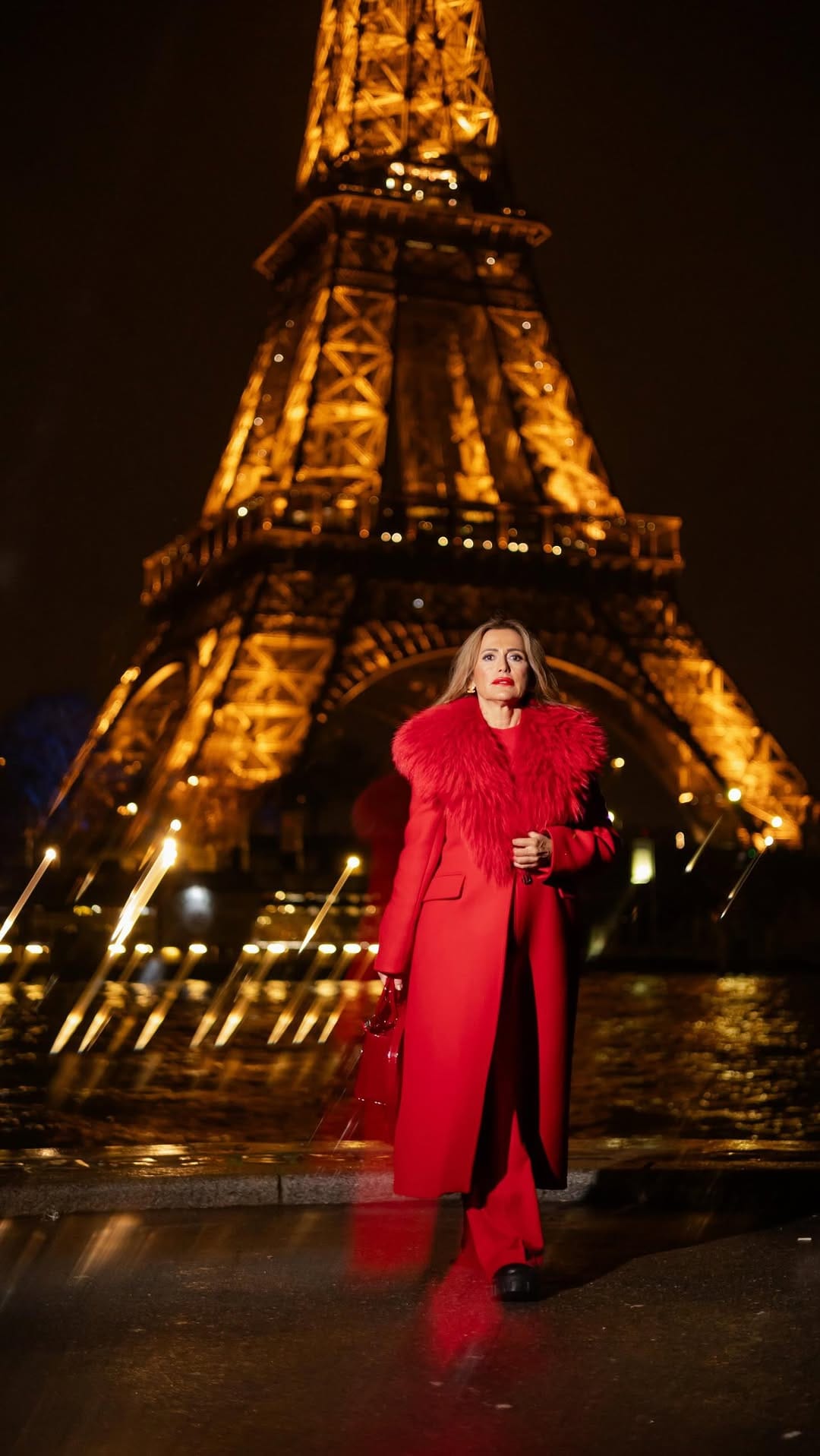 Post 4 by Fotógrafo em Paris | Paris Photographer 🇨🇵🇺🇸🇧🇷🇪🇸 on Instagram (video)