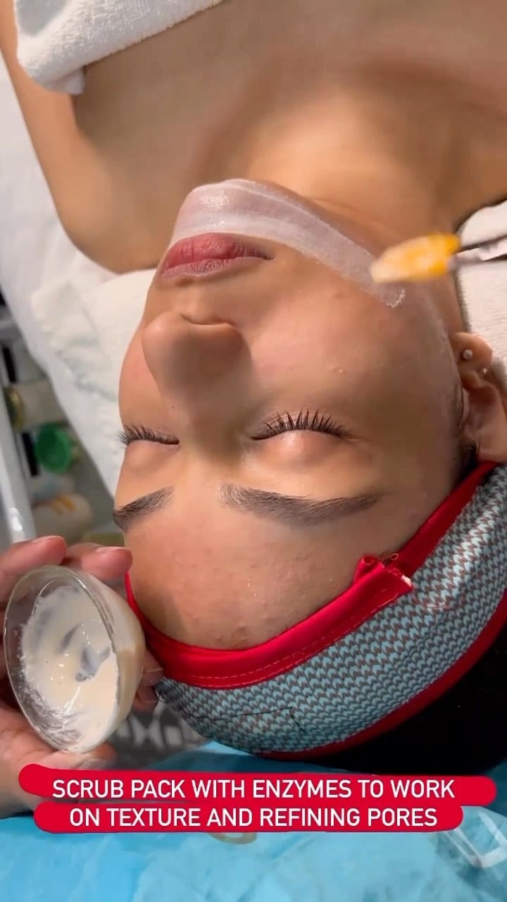 Post 10 by ISHITA SOOD on Instagram (video)