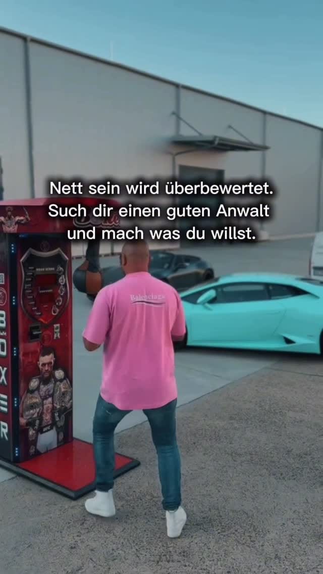 Post 1 by Ewa Forewa on Instagram (video)