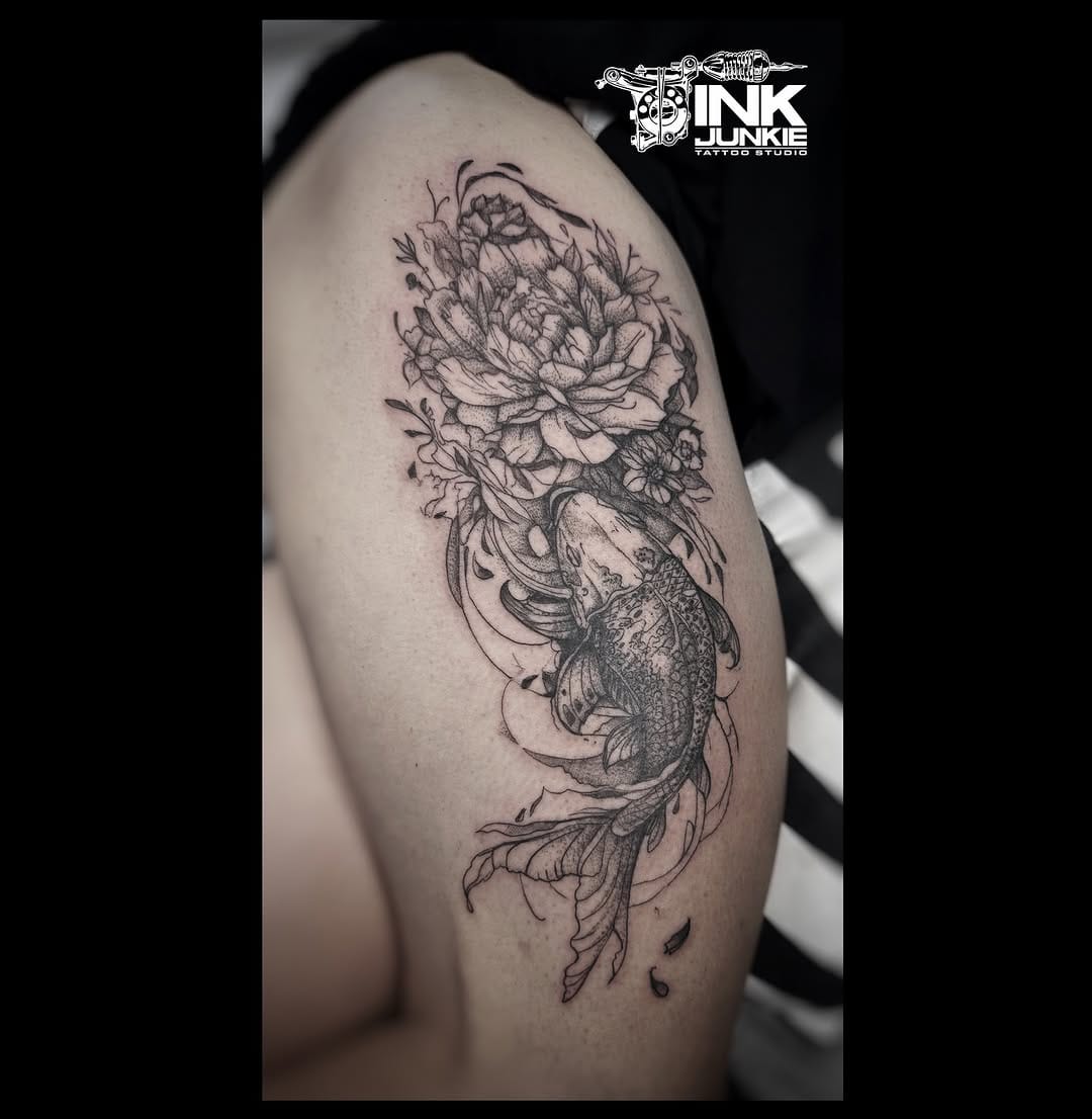 Post 3 by INK JUNKIE TATTOOSTUDIO on Instagram (image)