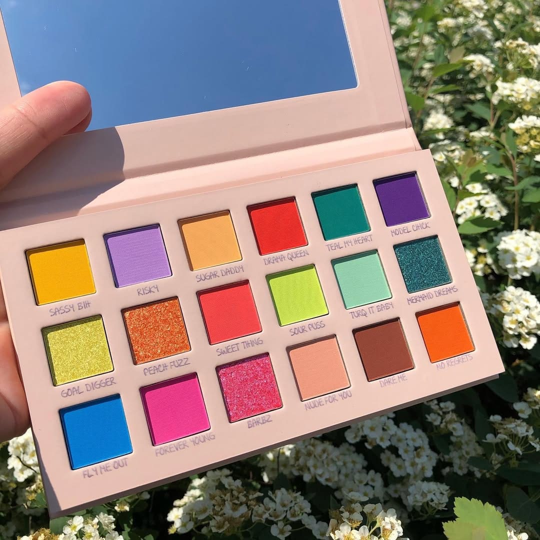 Post 10 by Louanna Cosmetics on Instagram (image)