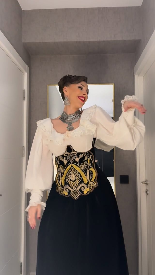 Post 10 by Hairdesigner & Makeup Studio on Instagram (video)