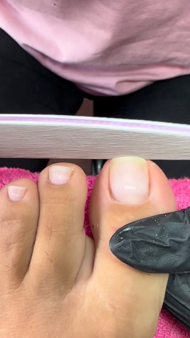 Post 6 by ESCULPIDAS•KAPING•MANICURA•PEDICURA on Instagram (video)