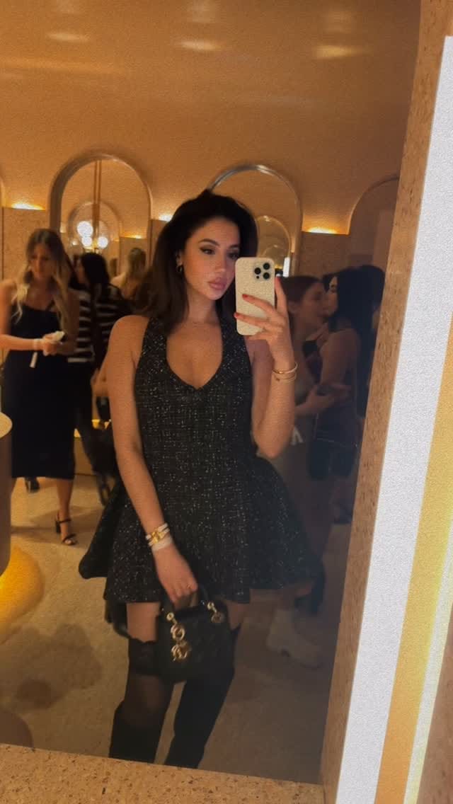 Post 2 by Fel 🌙 on Instagram (video)
