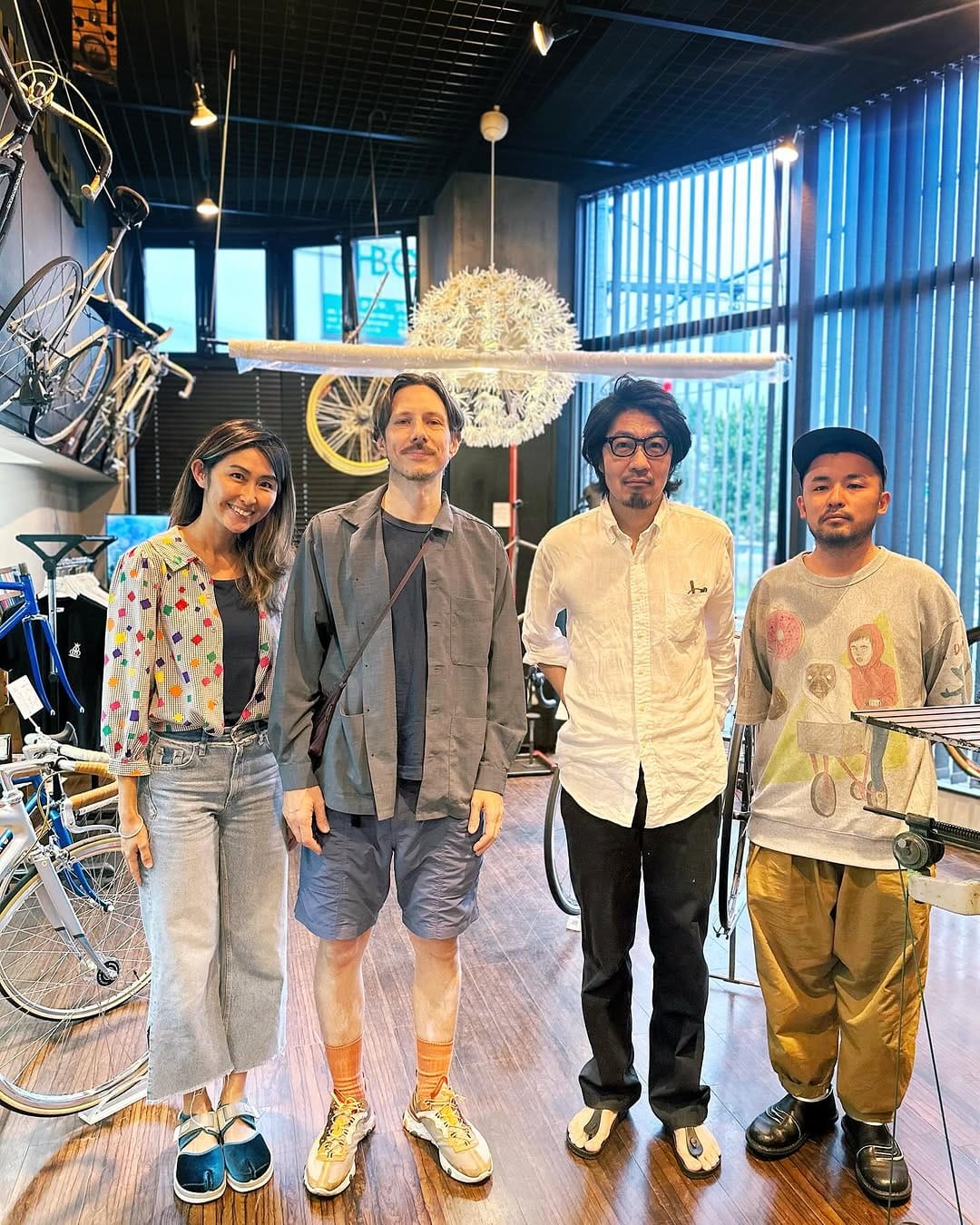 Post 6 by GIRAGIRA CHARIYA on Instagram (carousel)