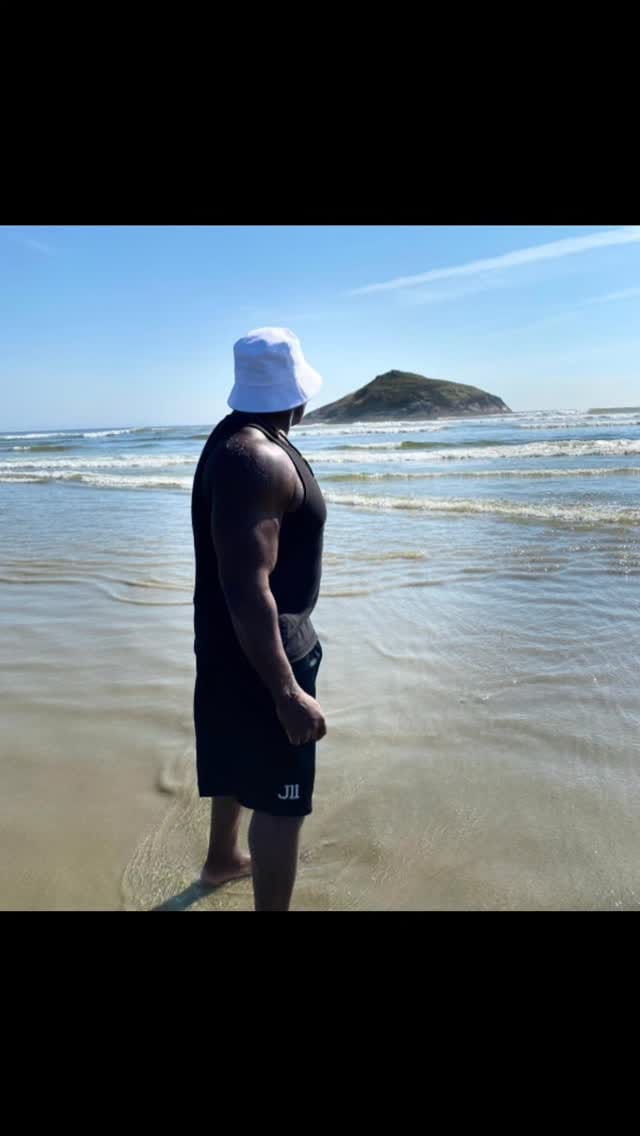 Post 7 by J11Bodytech- Gilbert Ansah on Instagram (video)