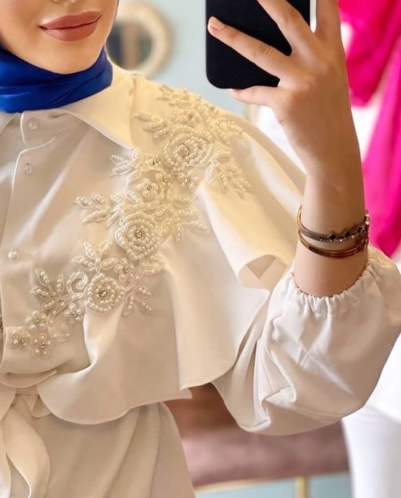 Post 10 by H A Y R U N N İ S A on Instagram (carousel)