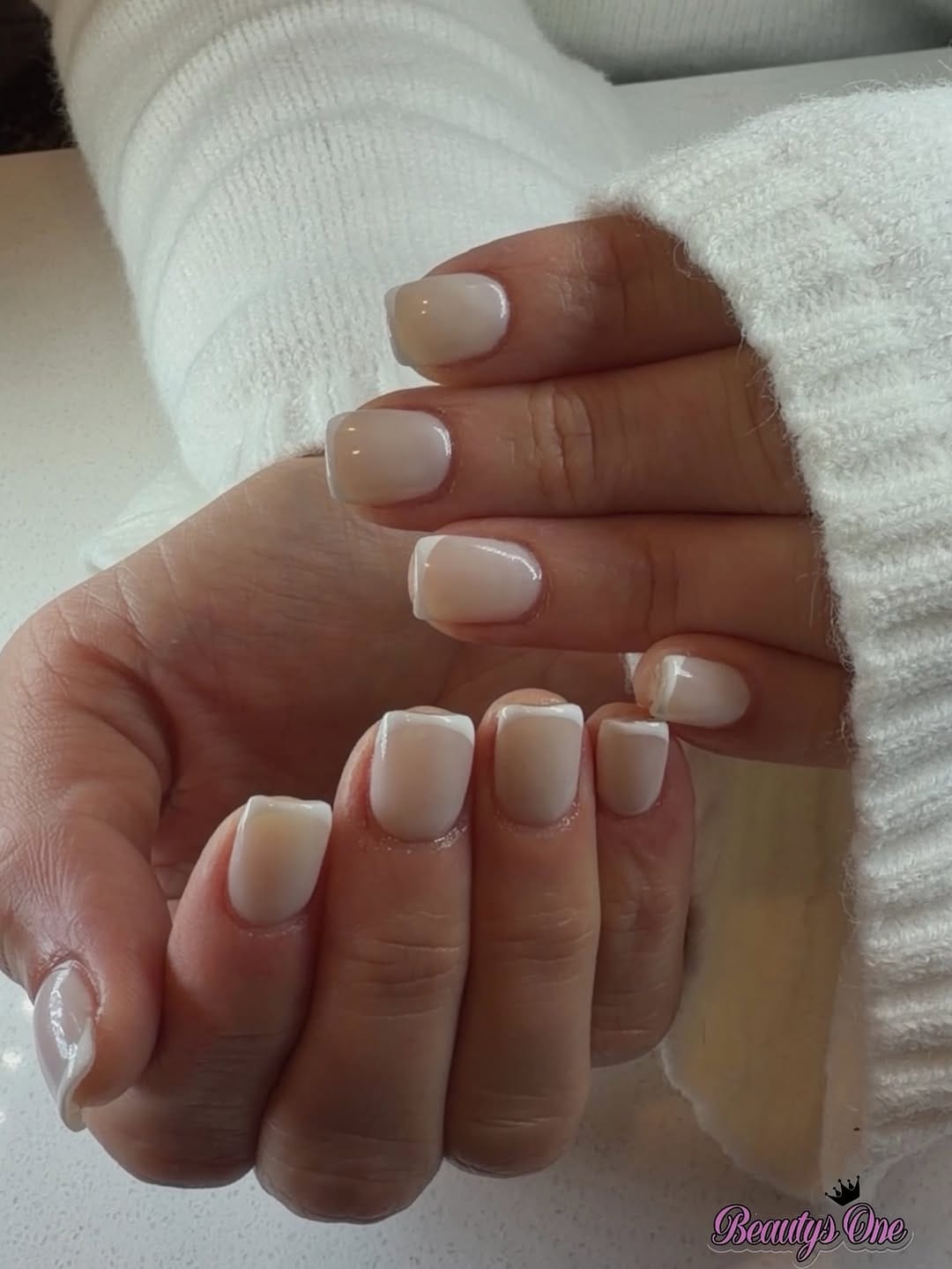 Post 1 by 𝐁𝐞𝐚𝐮𝐭𝐲𝐬𝐎𝐧𝐞 𝐒𝐩𝐚 💅🏻 𝐌𝐨𝐧𝐭𝐫𝐞𝐚𝐥 on Instagram (image)