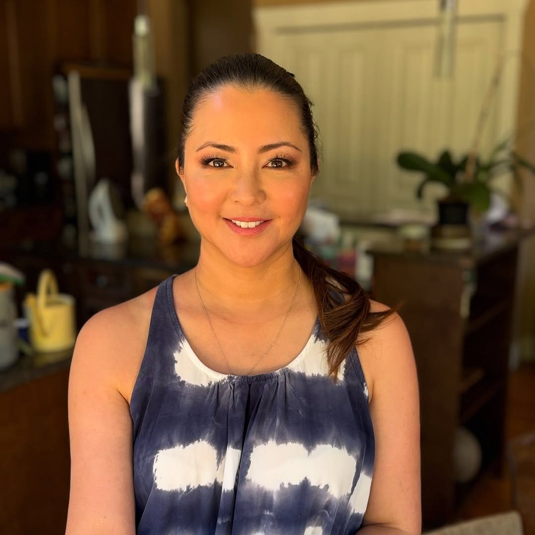 Post 10 by Mika Does Makeup - Vancouver Mobile Beauty on Instagram (carousel)