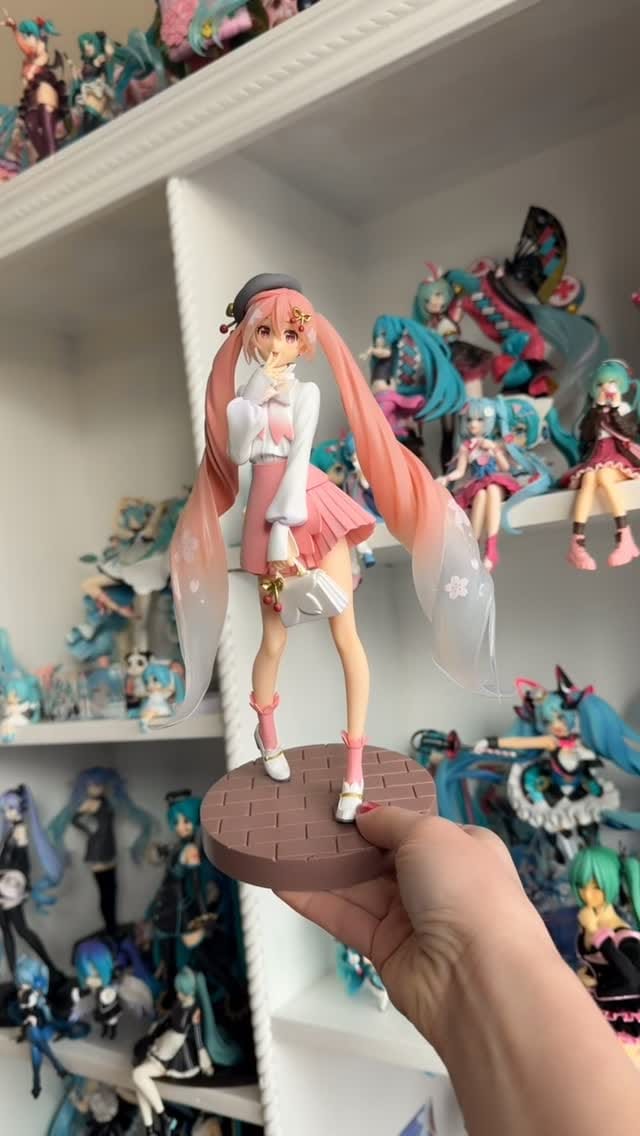 Post 8 by P-Rex Hobby on Instagram (video)