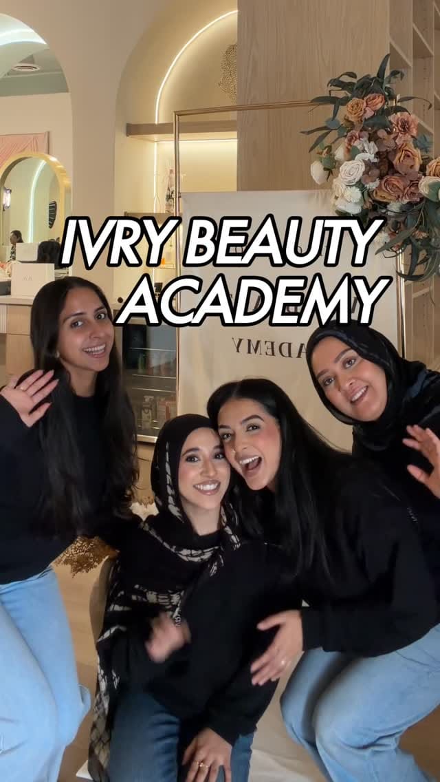 Post 8 by Areeba Khan on Instagram (video)