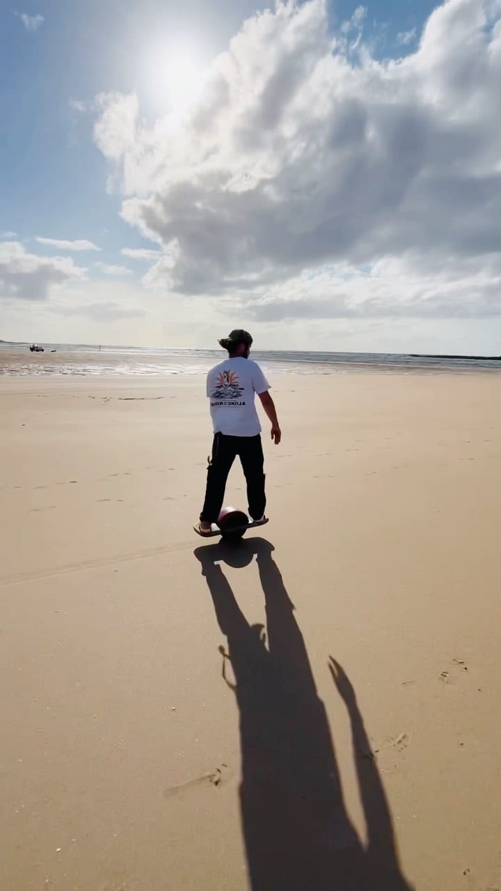 Post 6 by 15 Seconds of Canada on Instagram (video)