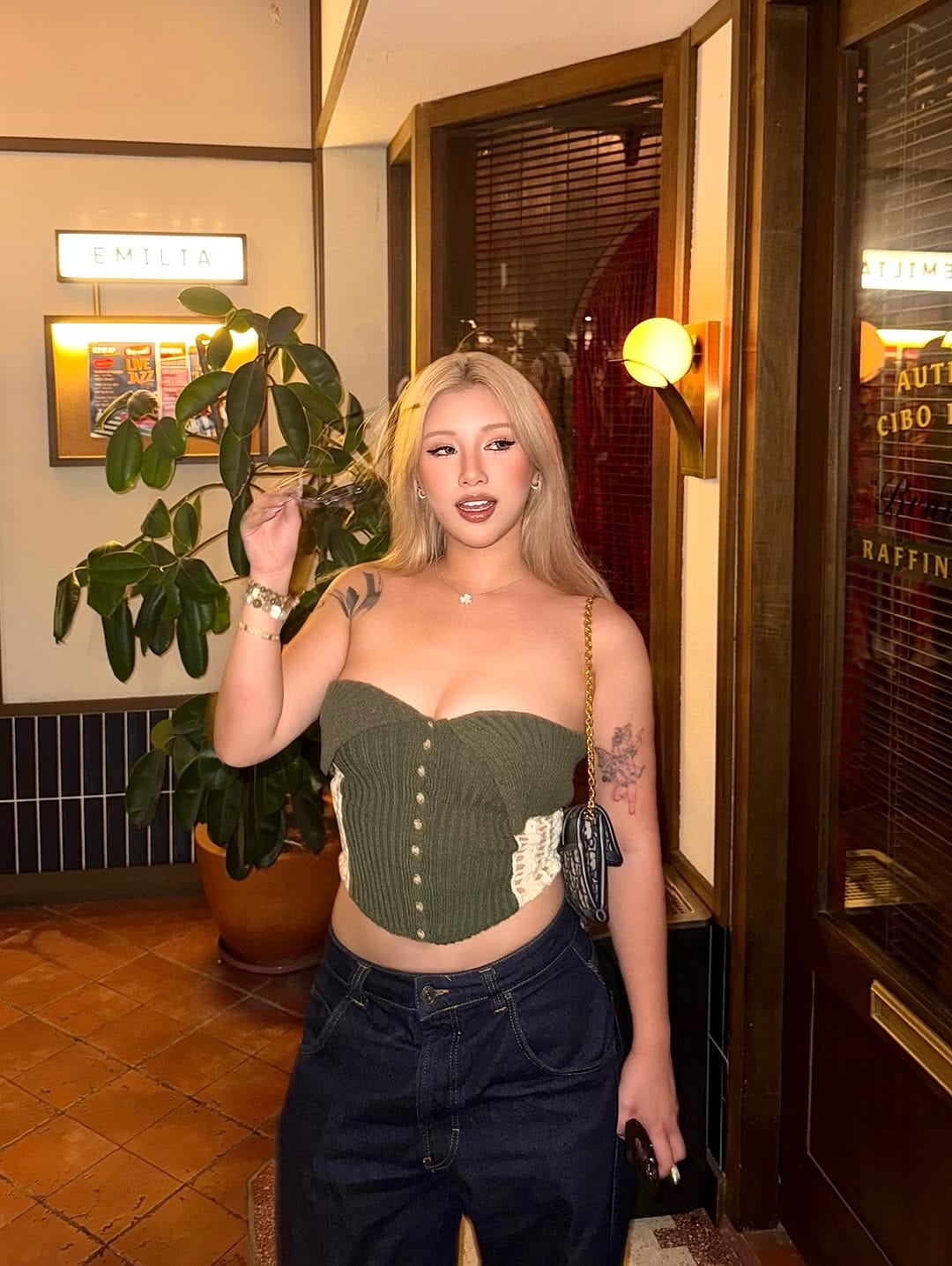 Post 7 by 𝕜𝕖𝕝𝕝𝕪 𝕩𝕚𝕒𝕠 on Instagram (carousel)