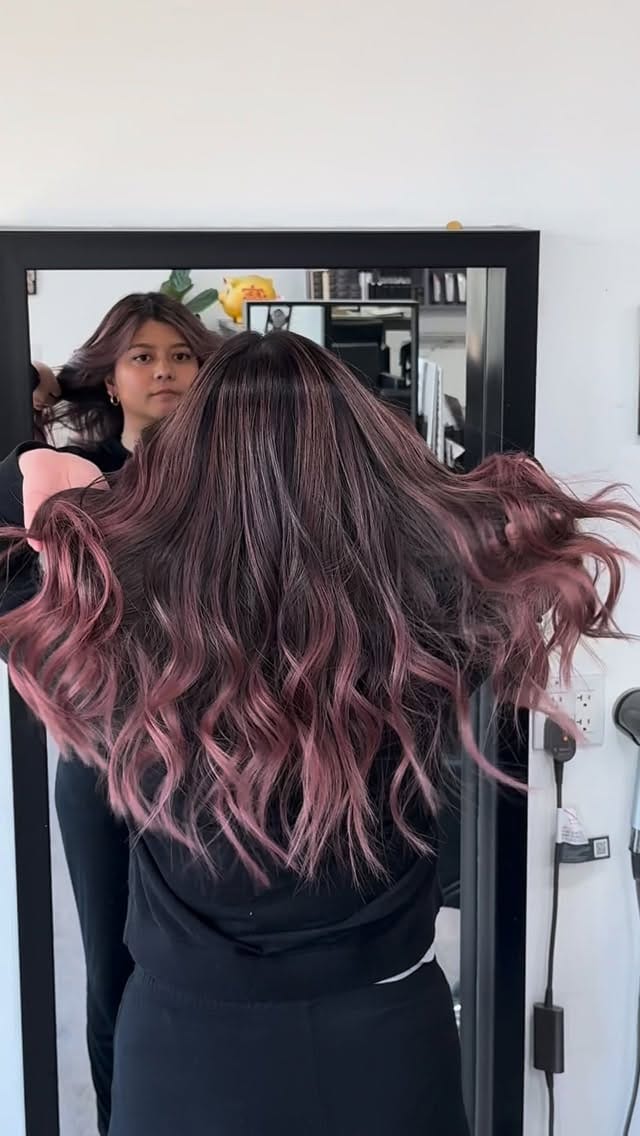 Post 3 by Chicago Balayage_Leo on Instagram (video)