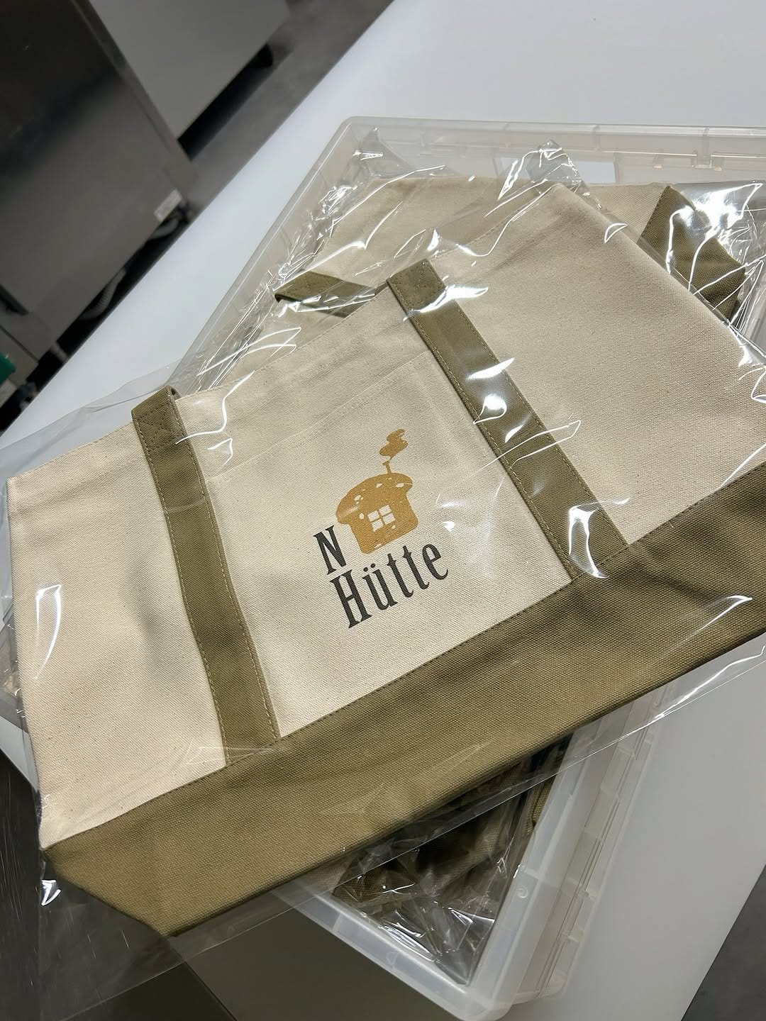 Post 8 by N Hütte(エヌヒュッテ) on Instagram (carousel)