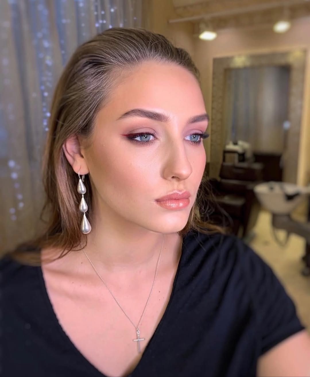 Post 1 by Makeup  Stylist Dubai MUA Визажист Дубаи on Instagram (carousel)