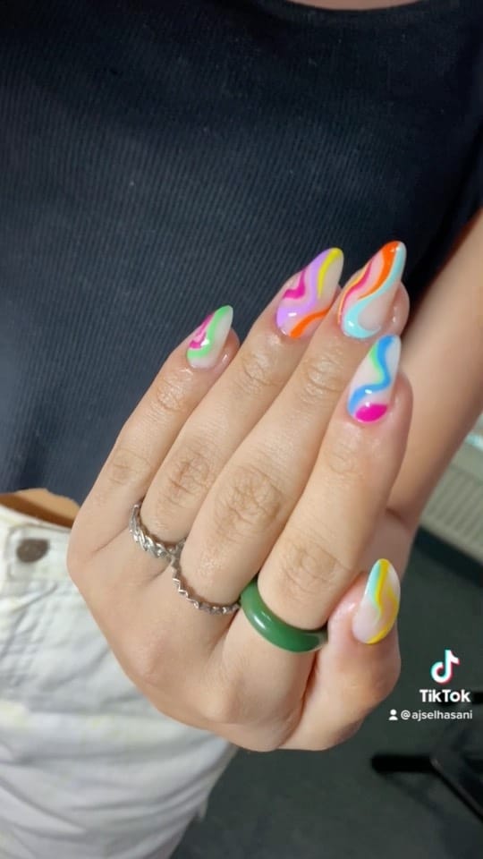 Post 5 by Ice_nails&makeup on Instagram (video)