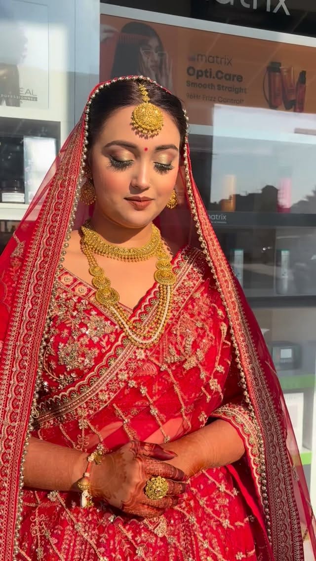 Post 4 by Arushi Puri on Instagram (video)