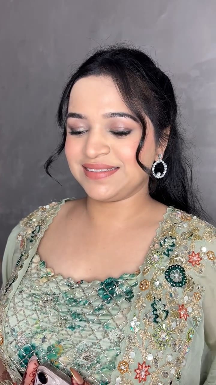 Post 1 by Arushi Puri on Instagram (video)