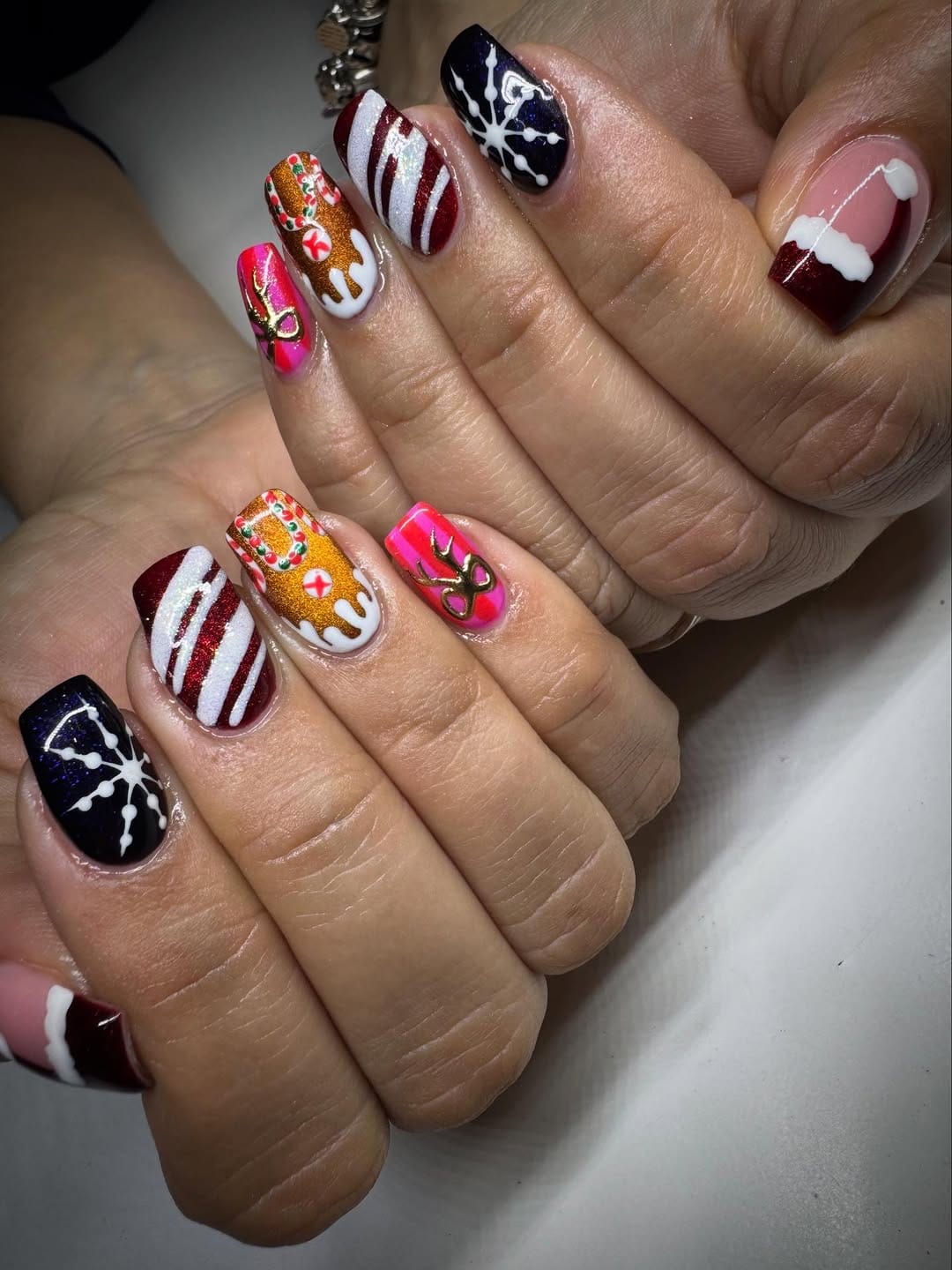 Post 4 by 𝓢𝓪𝓻𝓪𝓱 𝓒𝓸𝓹𝓹𝓮𝓷 on Instagram (carousel)