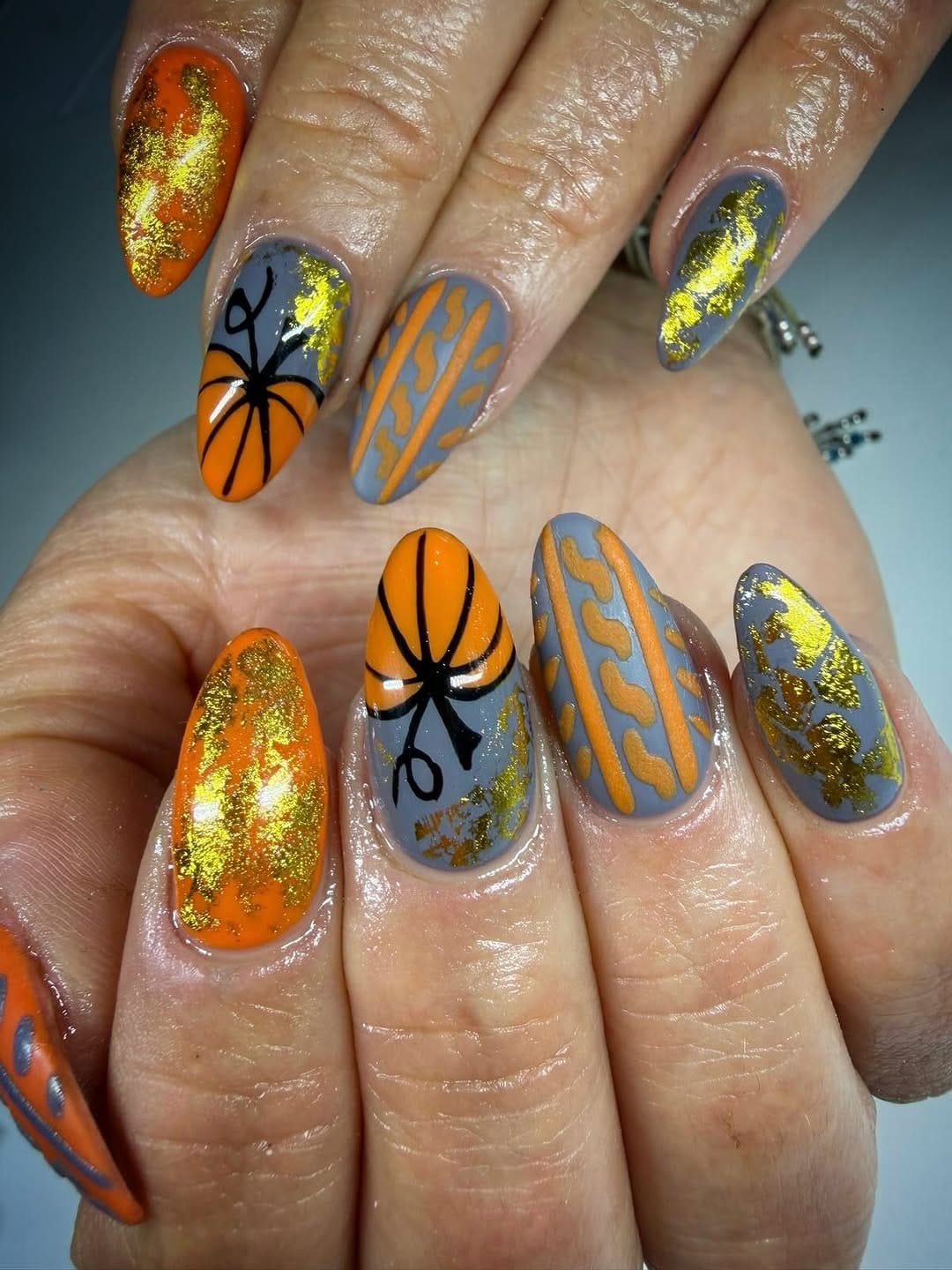 Post 8 by 𝓢𝓪𝓻𝓪𝓱 𝓒𝓸𝓹𝓹𝓮𝓷 on Instagram (carousel)