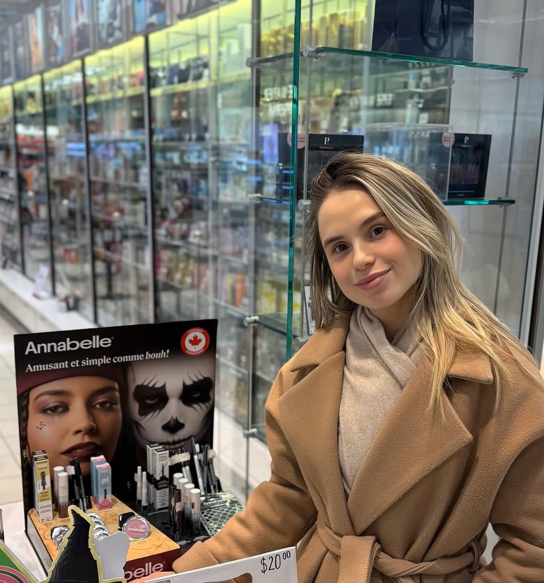 Post 5 by Makeuper on Instagram (carousel)
