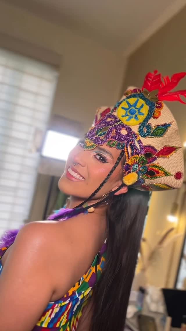 Post 4 by Valeria Hidalgo Maquilladora en Pasto on Instagram (video)