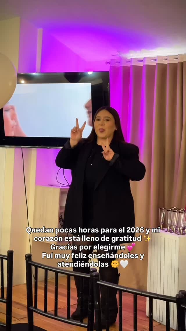 Post 5 by Valeria Hidalgo Maquilladora en Pasto on Instagram (video)