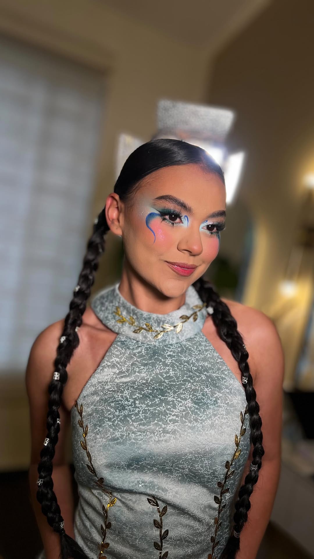 Post 3 by Valeria Hidalgo Maquilladora en Pasto on Instagram (video)