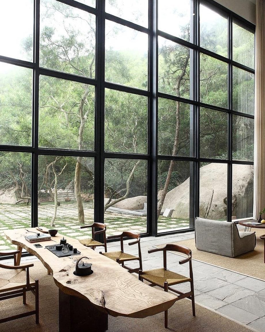 Post 2 by Affordable Luxury on Instagram (image)