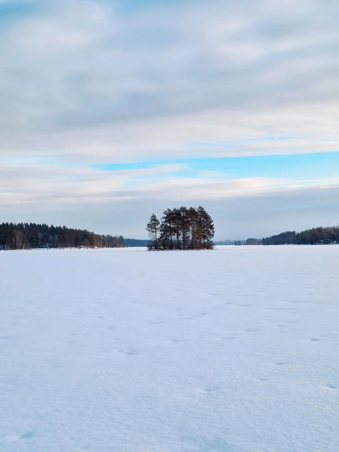 Post 10 by Olavi Joutsi on Instagram (image)
