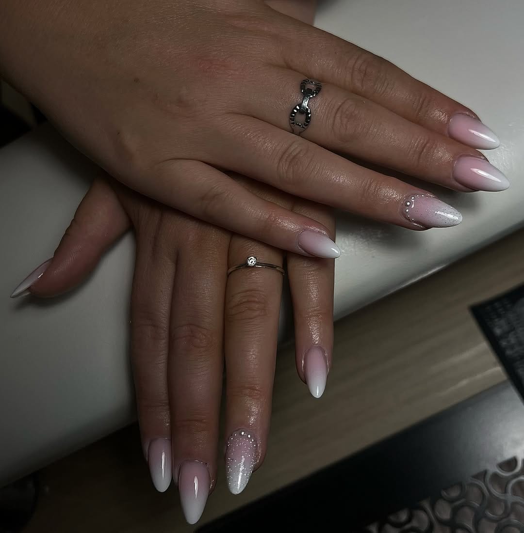 Post 5 by Mira Beauty (53) PERMANENT MAKE UP & NAILS on Instagram (image)