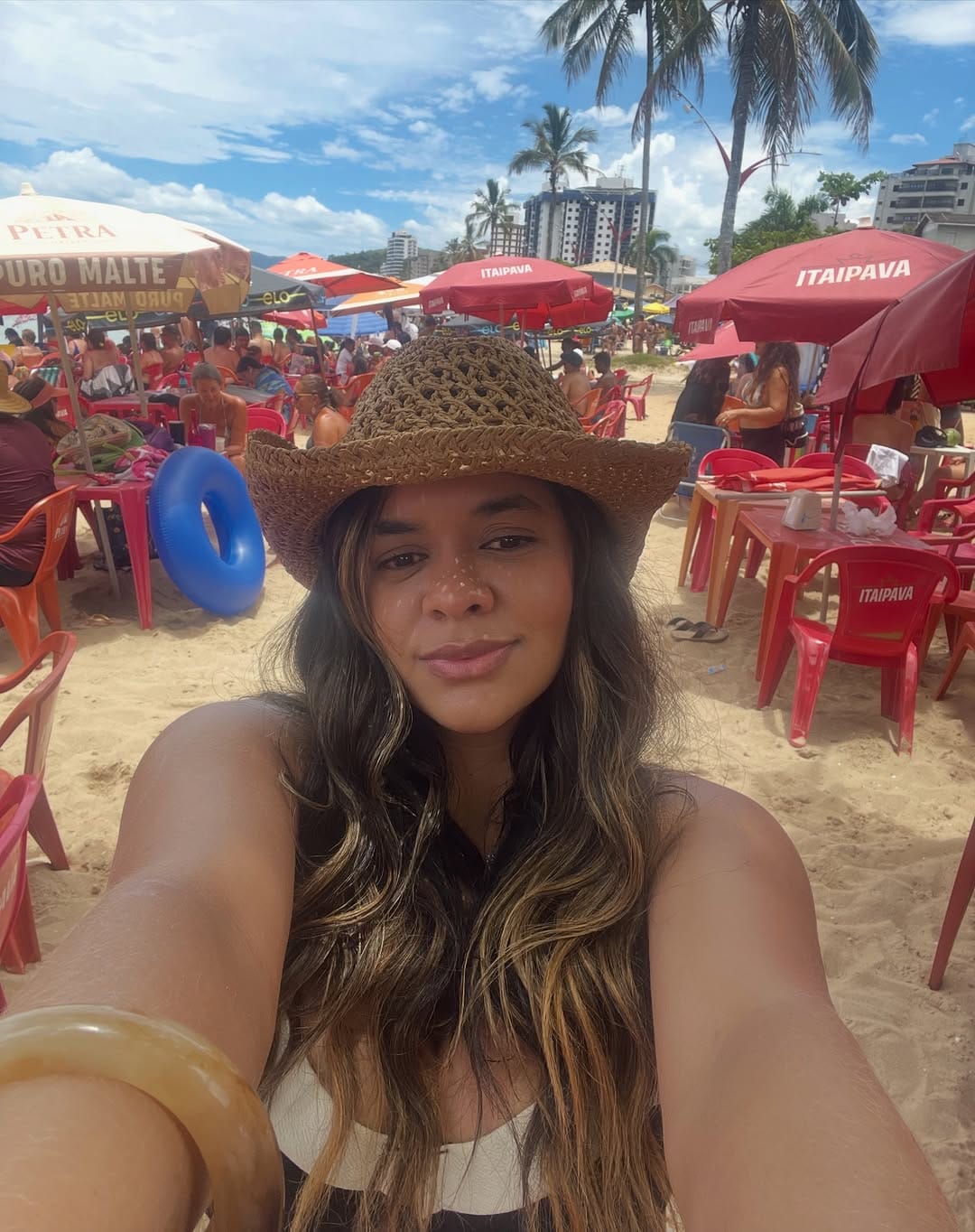 Post 2 by Ana Micarla on Instagram (carousel)