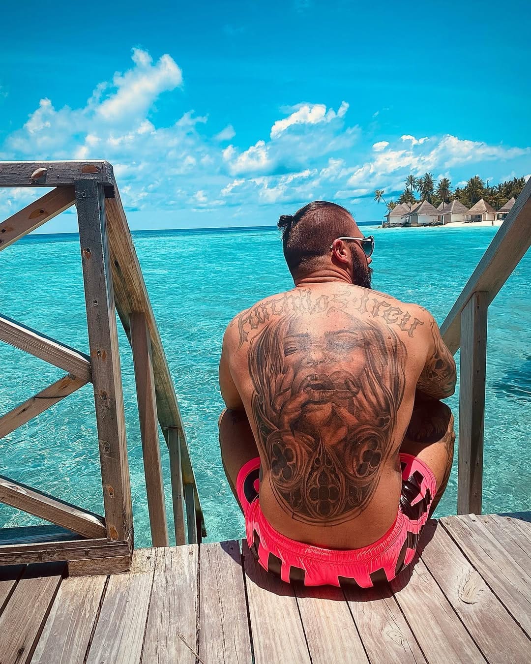 Post 3 by Patrick Schmid on Instagram (image)