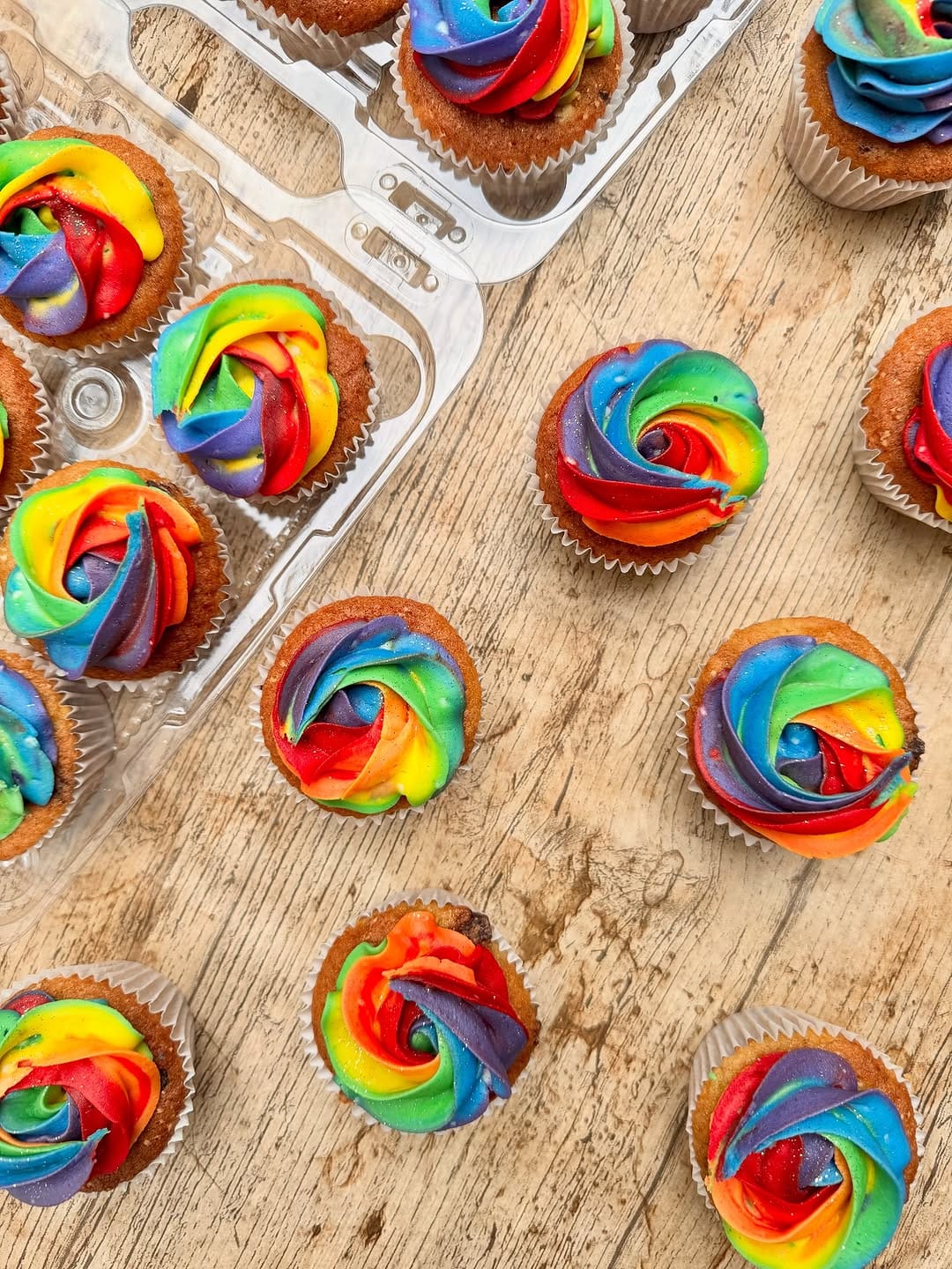 Post 4 by MokaCupcakes.com on Instagram (carousel)