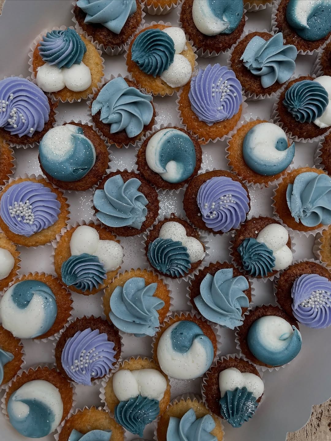 Post 5 by MokaCupcakes.com on Instagram (image)