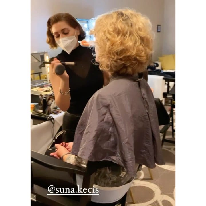 Post 8 by Make Up Artist & Hairstylist Berlin on Instagram (video)