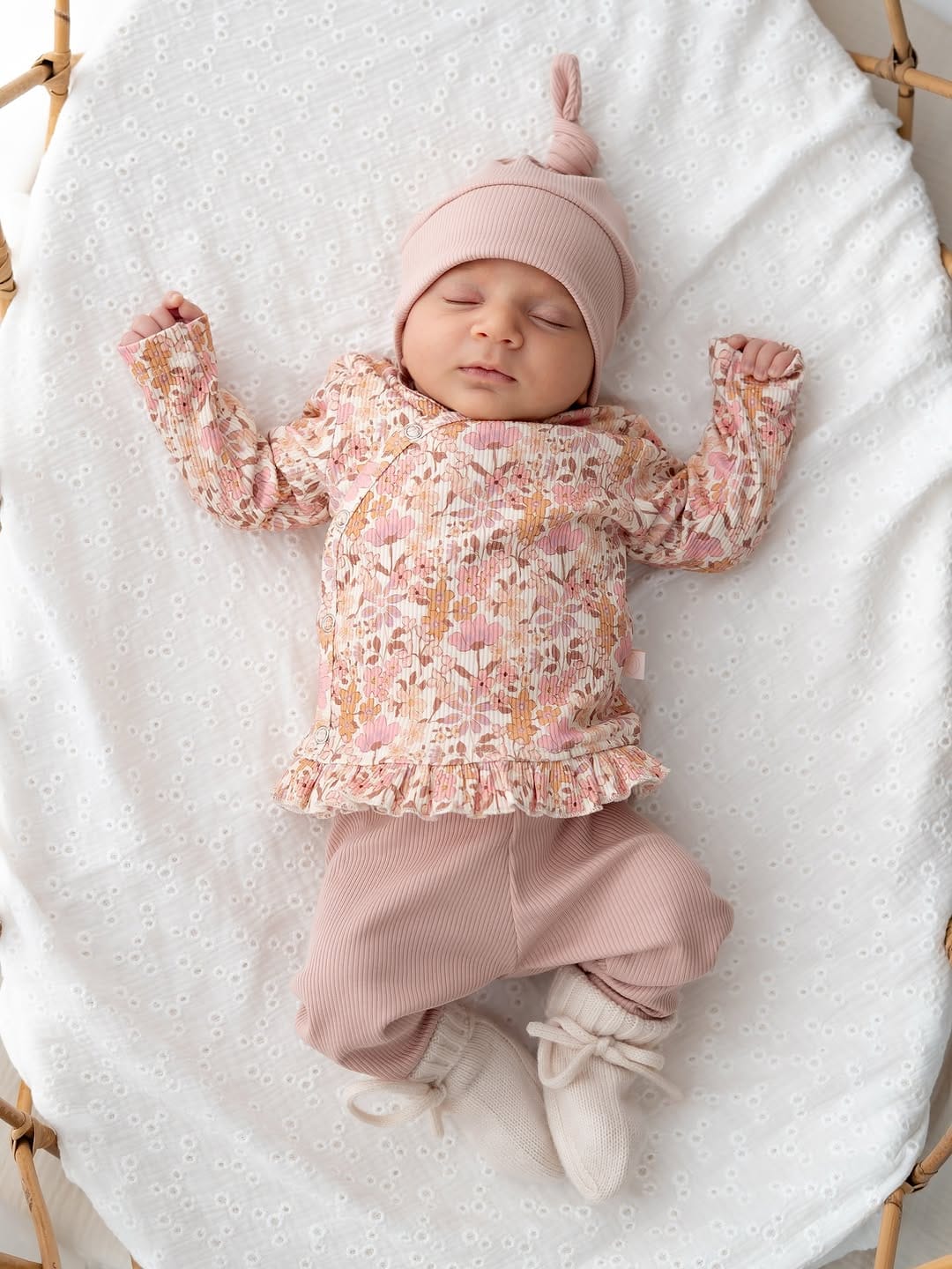 Post 3 by HEPPIEJOE | Babykleding, verzorging & accessoires on Instagram (image)