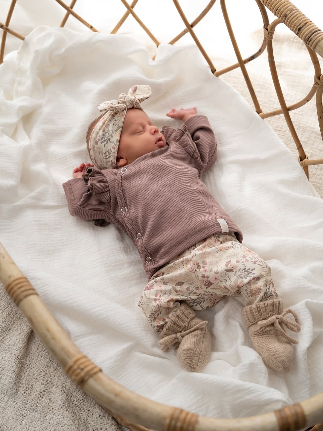 Post 10 by HEPPIEJOE | Babykleding, verzorging & accessoires on Instagram (image)