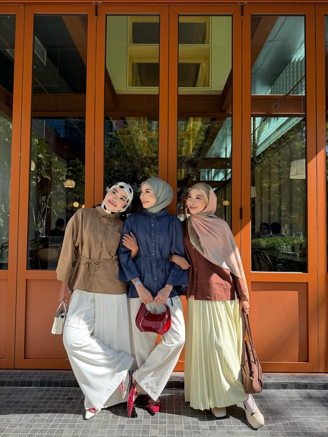 Post 8 by ASSENSHAWL HQ on Instagram (carousel)