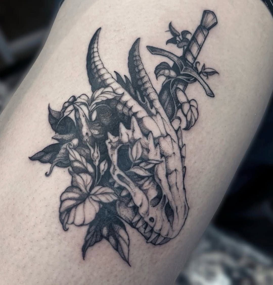 Post 4 by Pour Noir on Instagram (image)