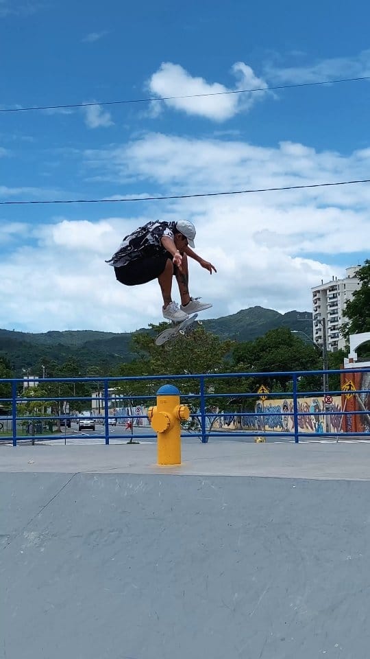 Post 2 by Mariano Nunes on Instagram (video)