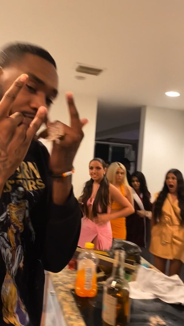 Post 2 by Jetlife Ray on Instagram (video)
