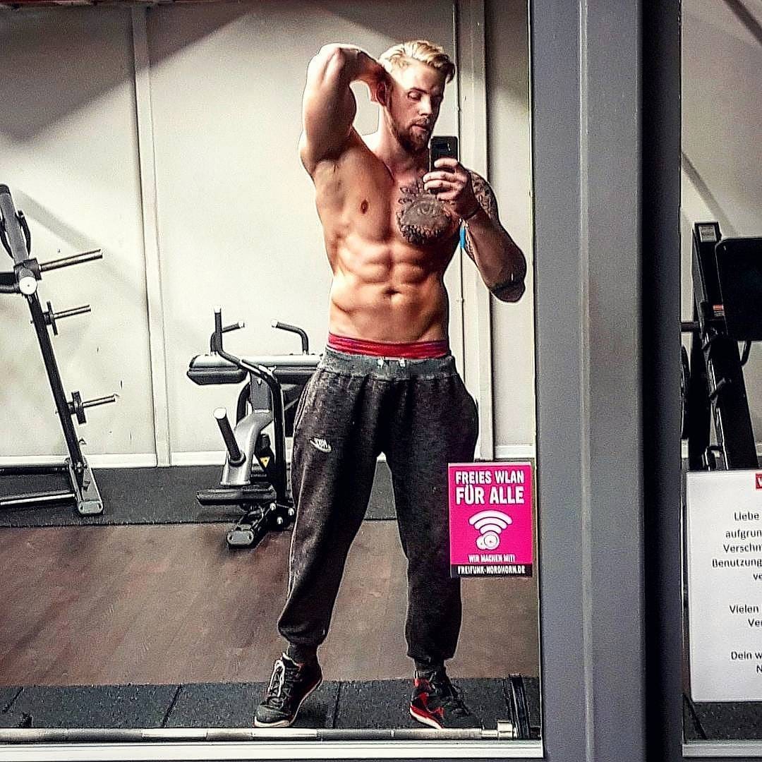 Post 8 by Thomas Mnt on Instagram (image)