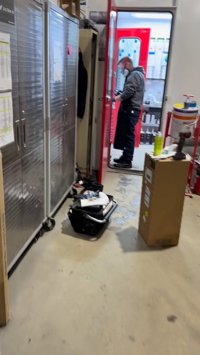 Post 1 by oliver on Instagram (video)