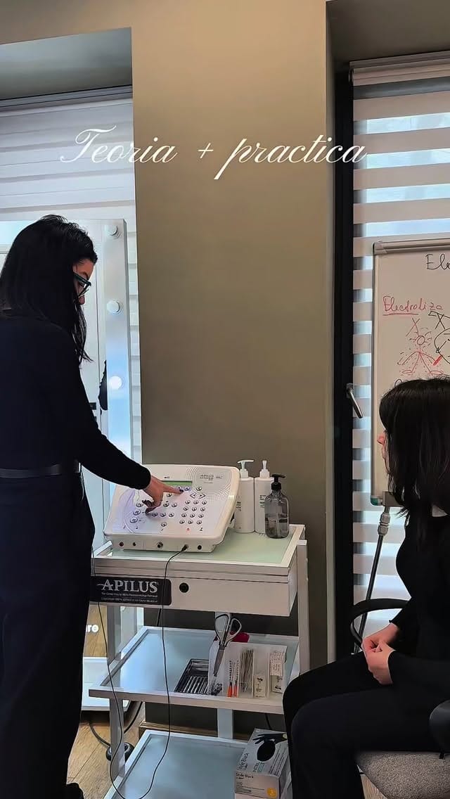 Post 9 by Ina | 𝗘𝗟𝗘𝗖𝗧𝗥𝗢𝗘𝗣𝗜𝗟𝗔𝗥𝗘 on Instagram (video)